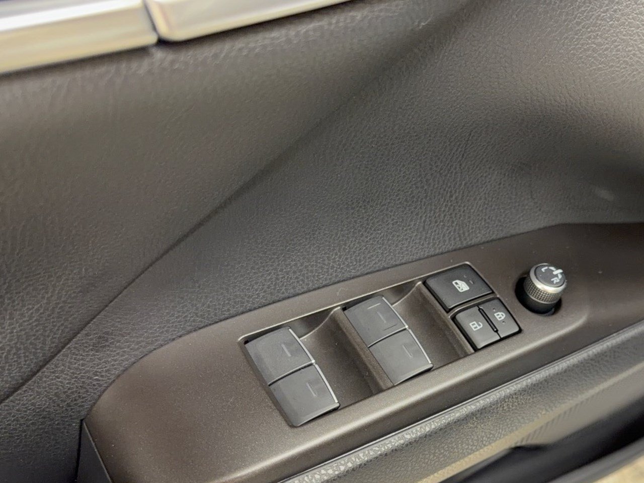 Used 2024 Toyota Camry XSE FWD image 15