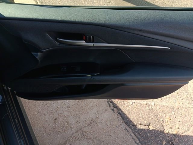 Used 2025 Toyota Camry LE image 26