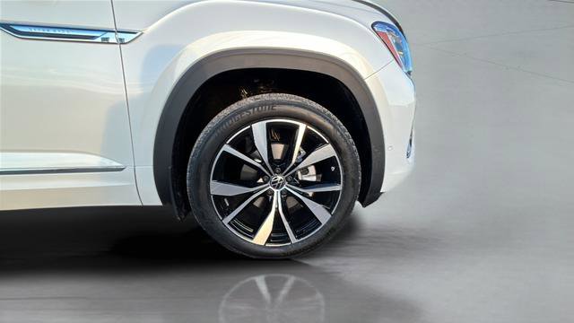 New 2026 Volkswagen Atlas Cross Sport SEL Premium R-Line AWD/4WD image 28