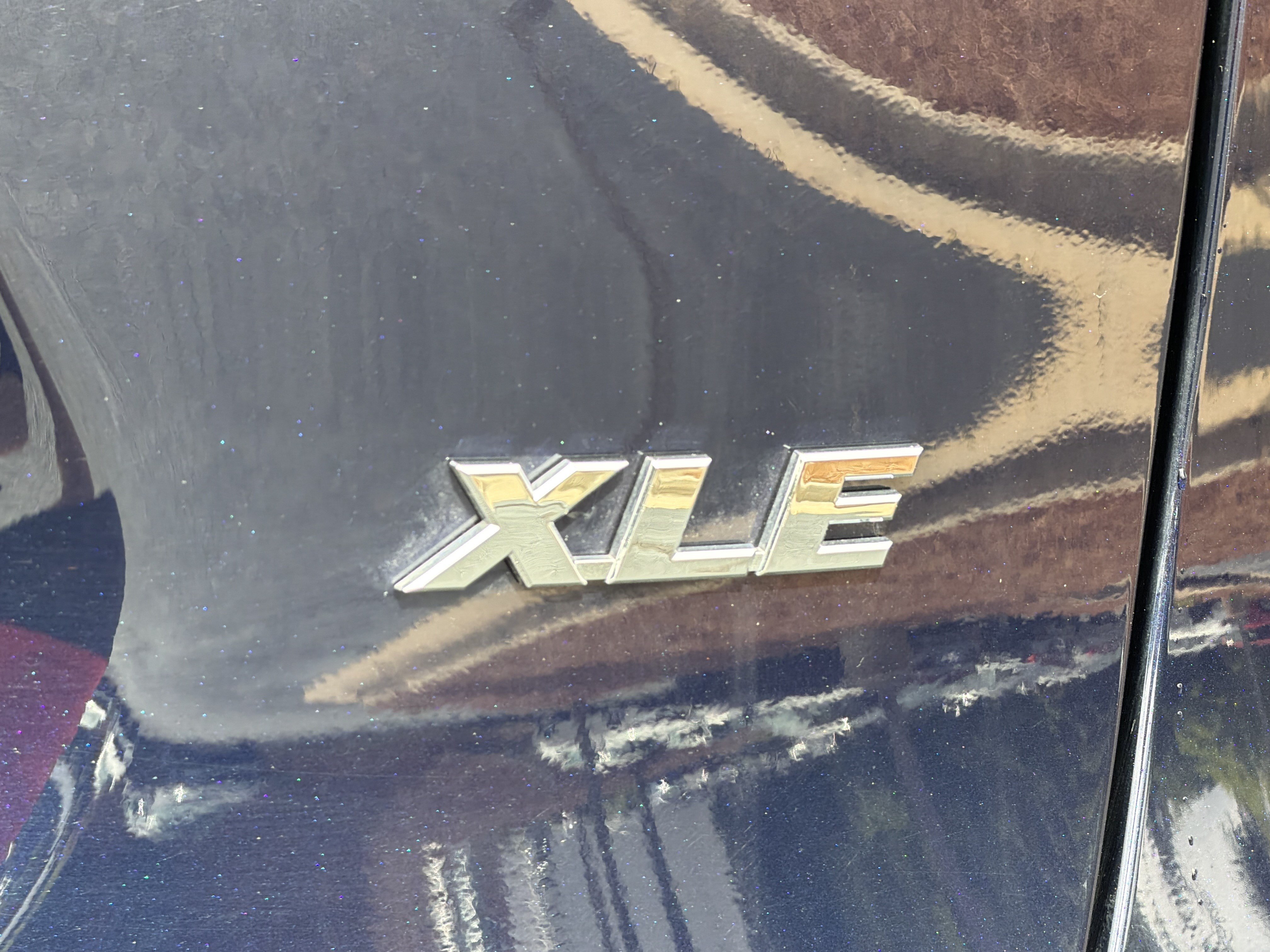 Used 2025 Toyota RAV4 XLE FWD image 25