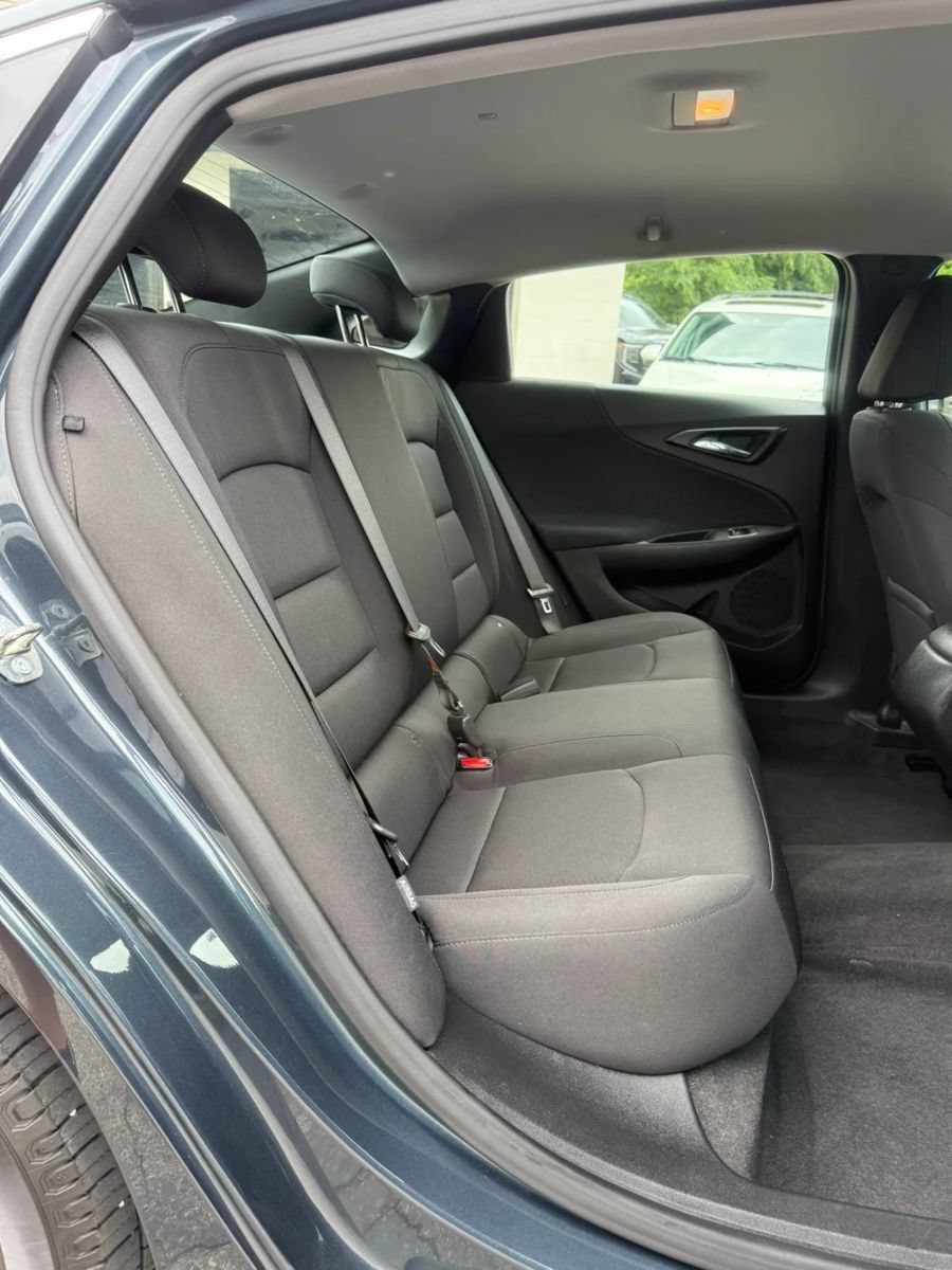 Used 2020 Chevrolet Malibu LS FWD image 16