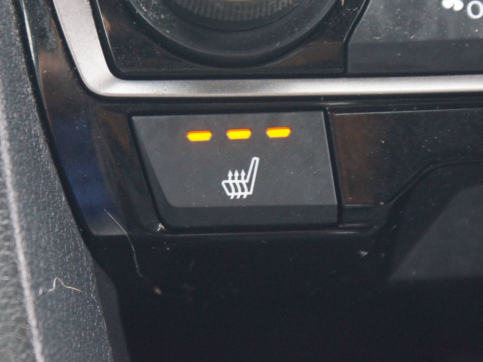 Used 2018 Honda Civic EX-L image 9