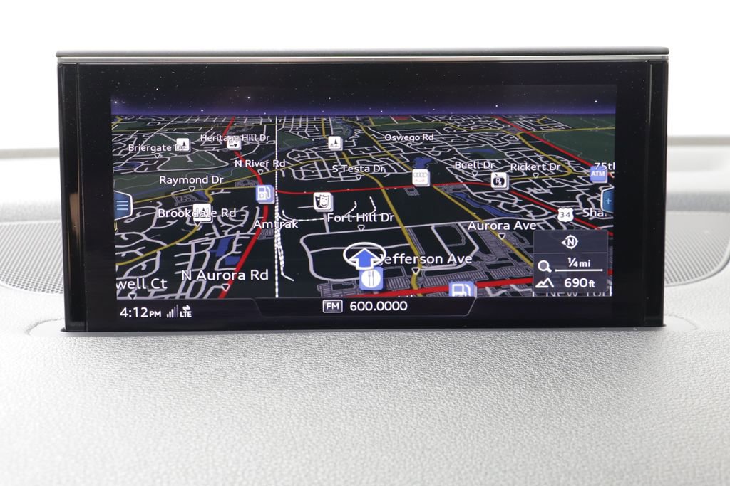 Used 2017 Audi Q7 3.0T Prestige w/ Prestige Package image 11