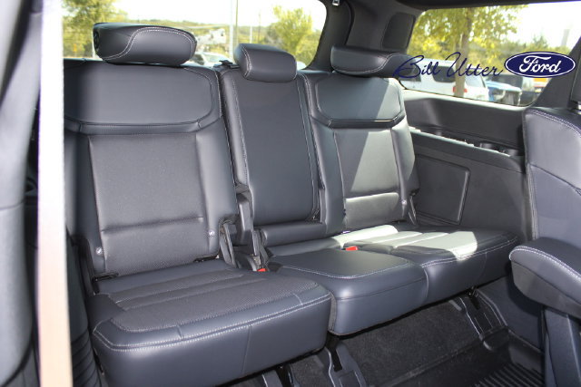 Used 2027 Ford Expedition Platinum w/ Stealth Appearance Package AWD/4WD image 14