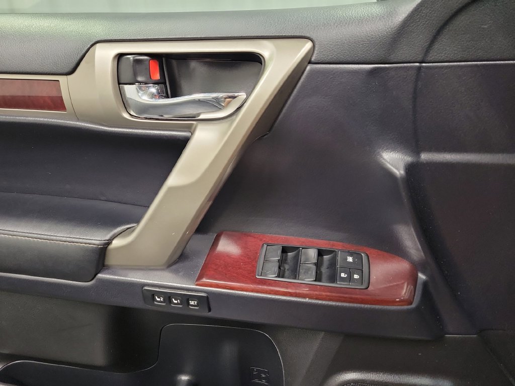 Used 2019 Lexus GX 460 Premium AWD/4WD image 28