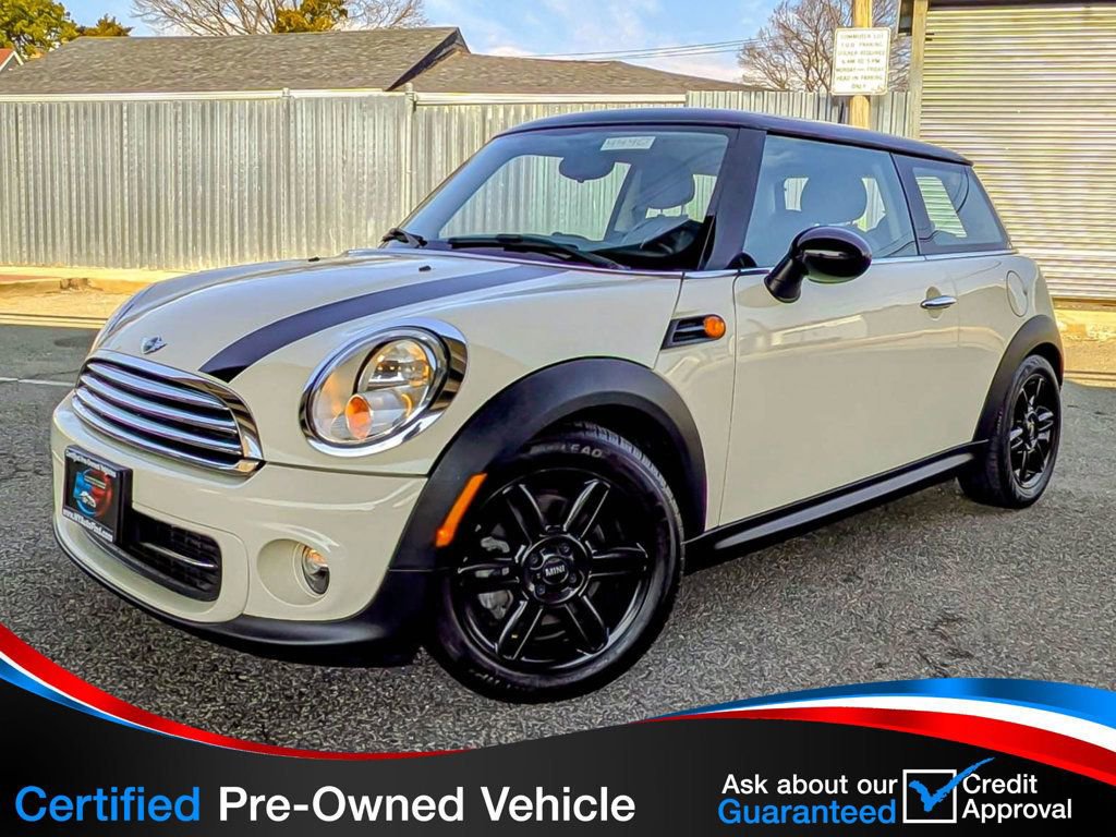 Used 2013 MINI Cooper Hardtop image 1