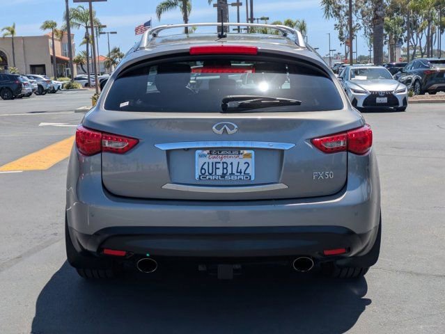 Used 2011 INFINITI FX50 AWD w/ Deluxe Touring Pkg image 6