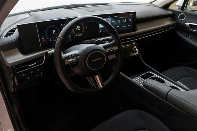New 2025 Hyundai Sonata SEL image 8