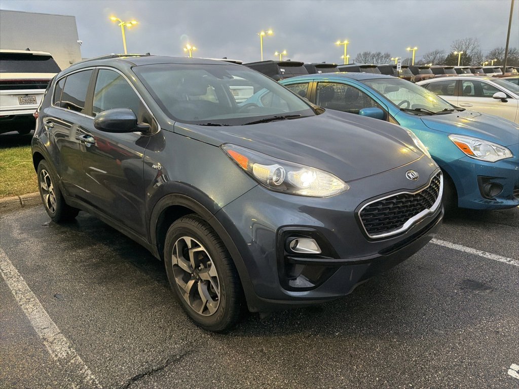Used 2022 Kia Sportage LX image 3
