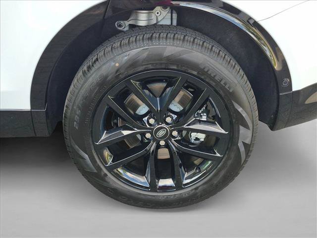 New 2026 Land Rover Discovery Sport Landmark AWD/4WD image 15
