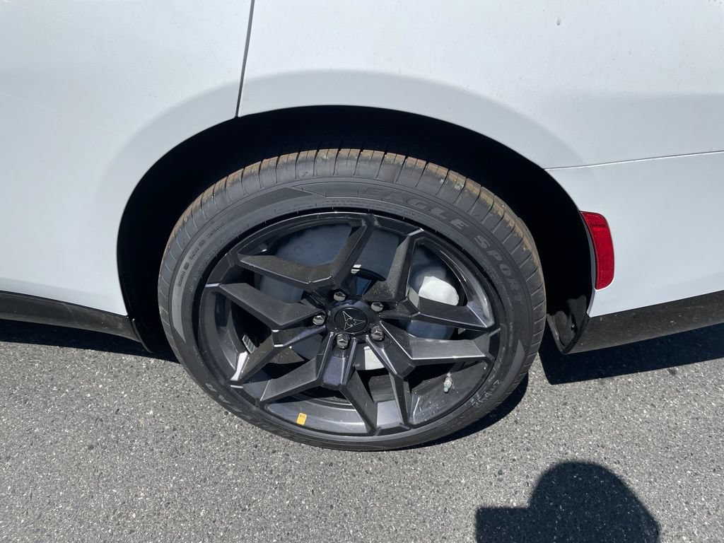New 2026 Dodge Charger R/T w/ Performance Handling Group AWD/4WD image 6
