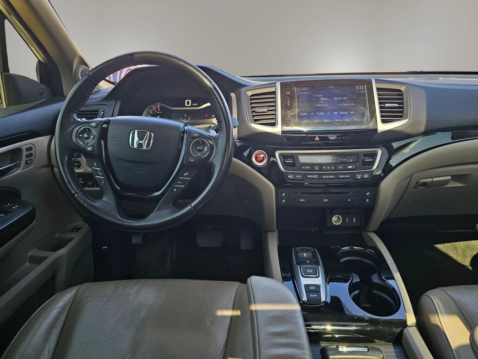 Used 2016 Honda Pilot Elite image 29