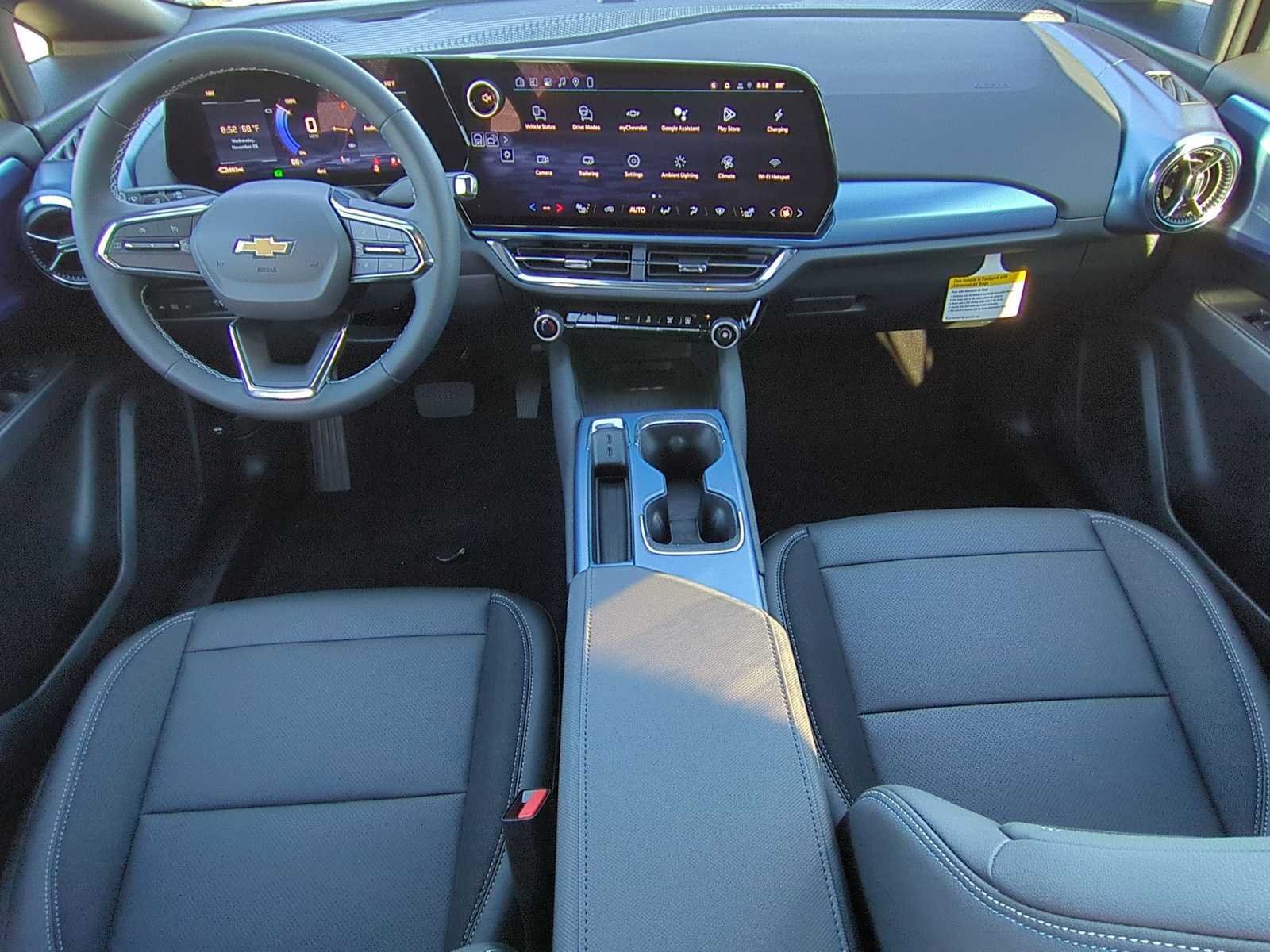 New 2026 Chevrolet Equinox EV LT AWD/4WD image 13