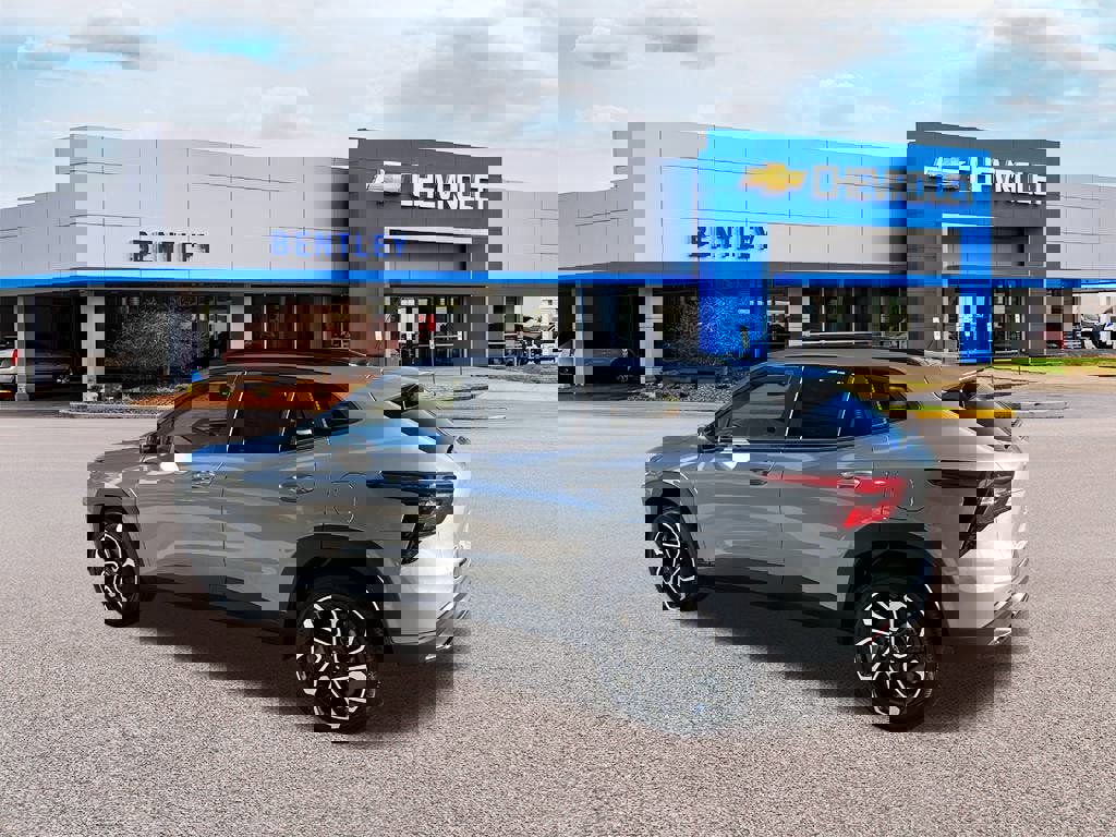 New 2026 Chevrolet Trax RS image 3