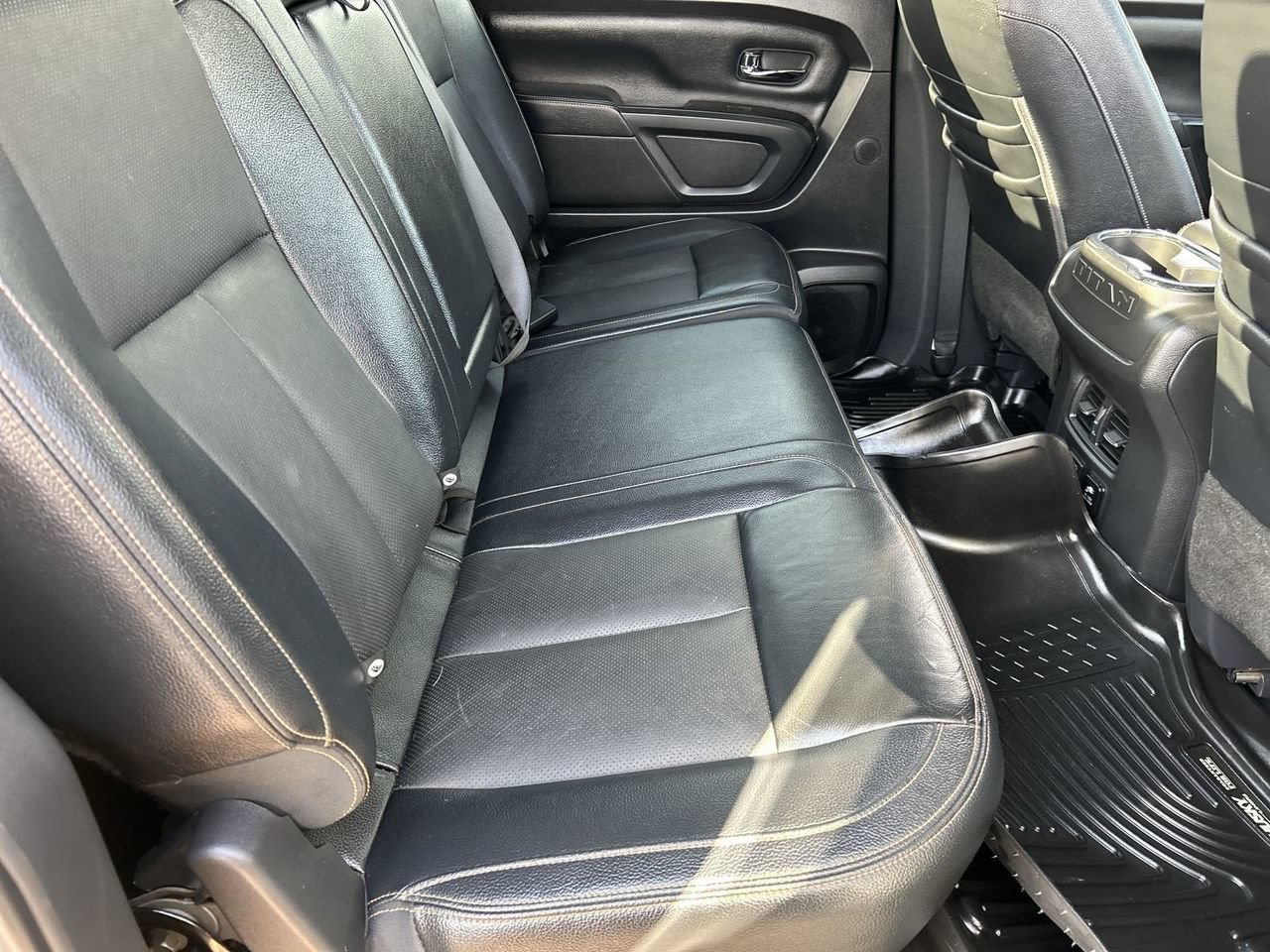 Used 2019 Nissan Titan SL w/ Midnight Edition AWD/4WD image 10