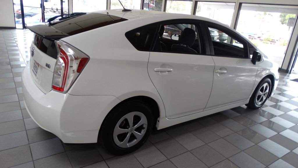 Used 2013 Toyota Prius SEDAN image 7