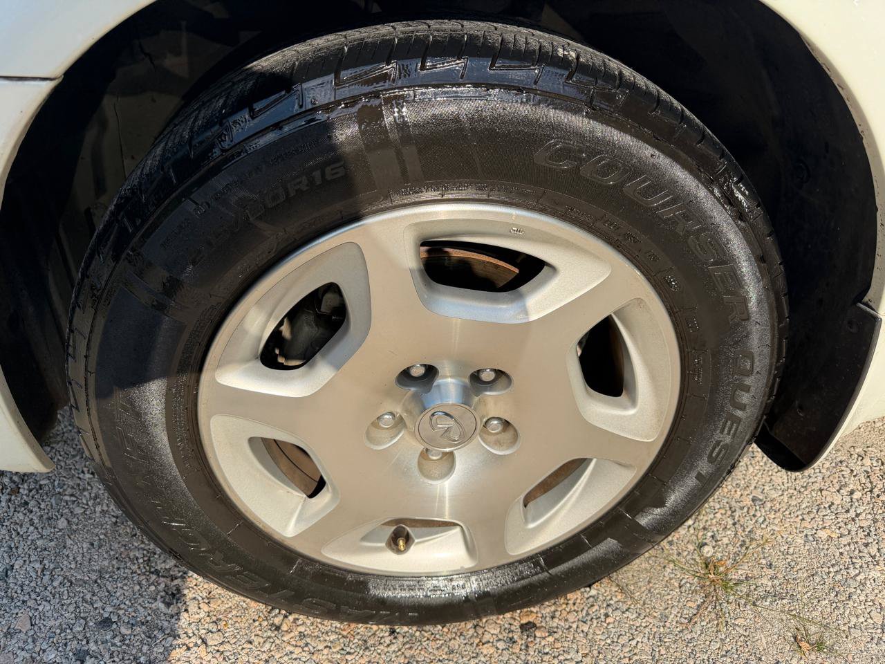Used 2001 INFINITI I30 FWD image 14