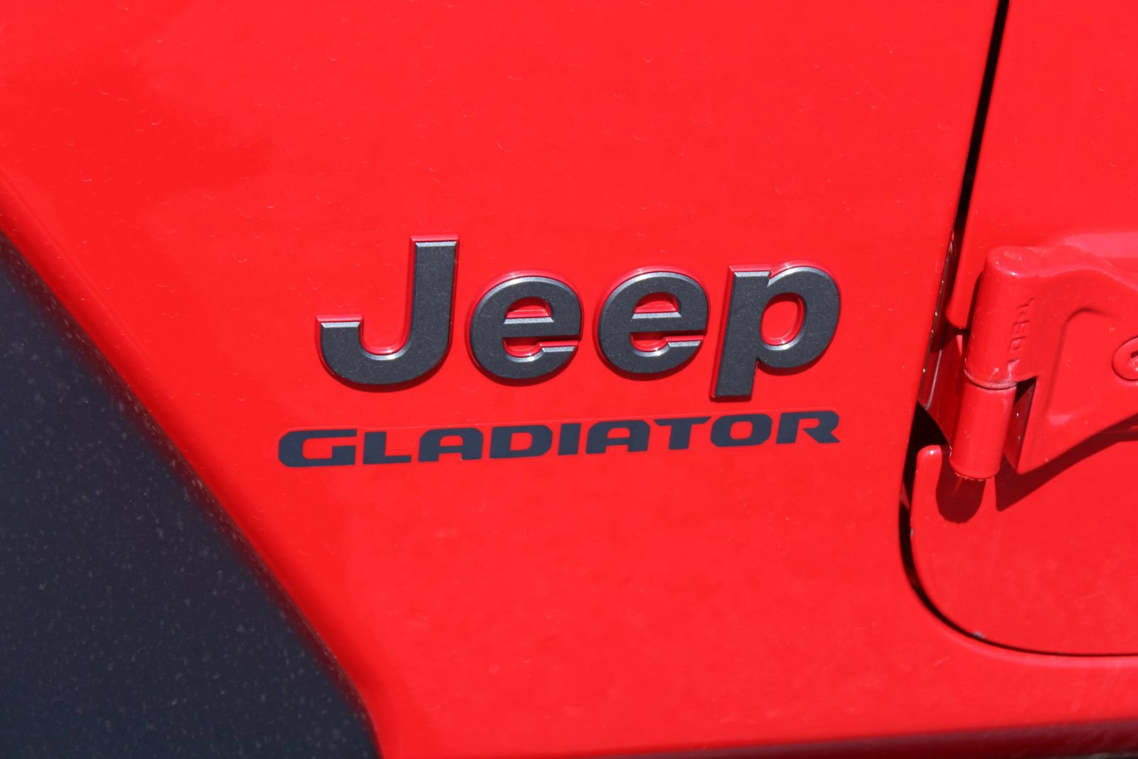 Used 2020 Jeep Gladiator Rubicon AWD/4WD image 4