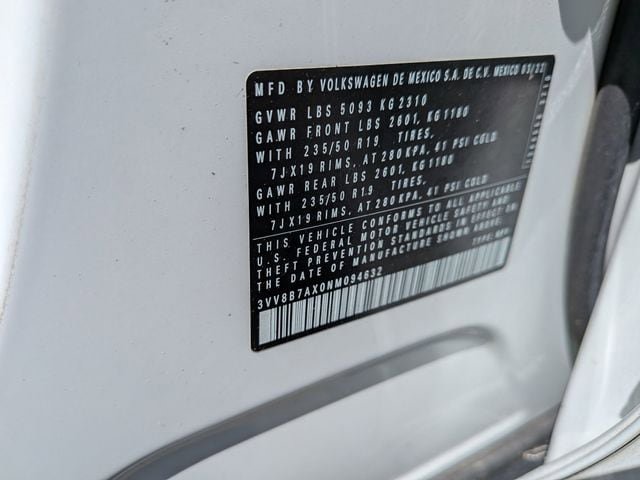 Used 2022 Volkswagen Tiguan SE R-Line AWD/4WD image 31