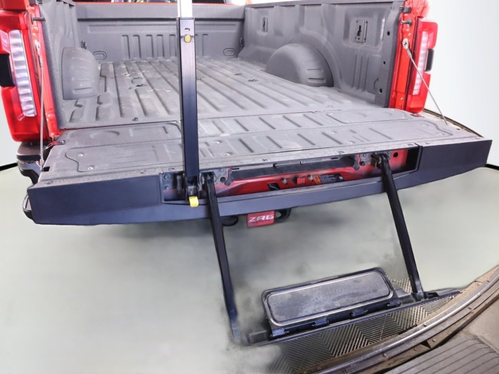 Used 2023 Ford F350 XLT w/ 360-Degree Camera Package image 41