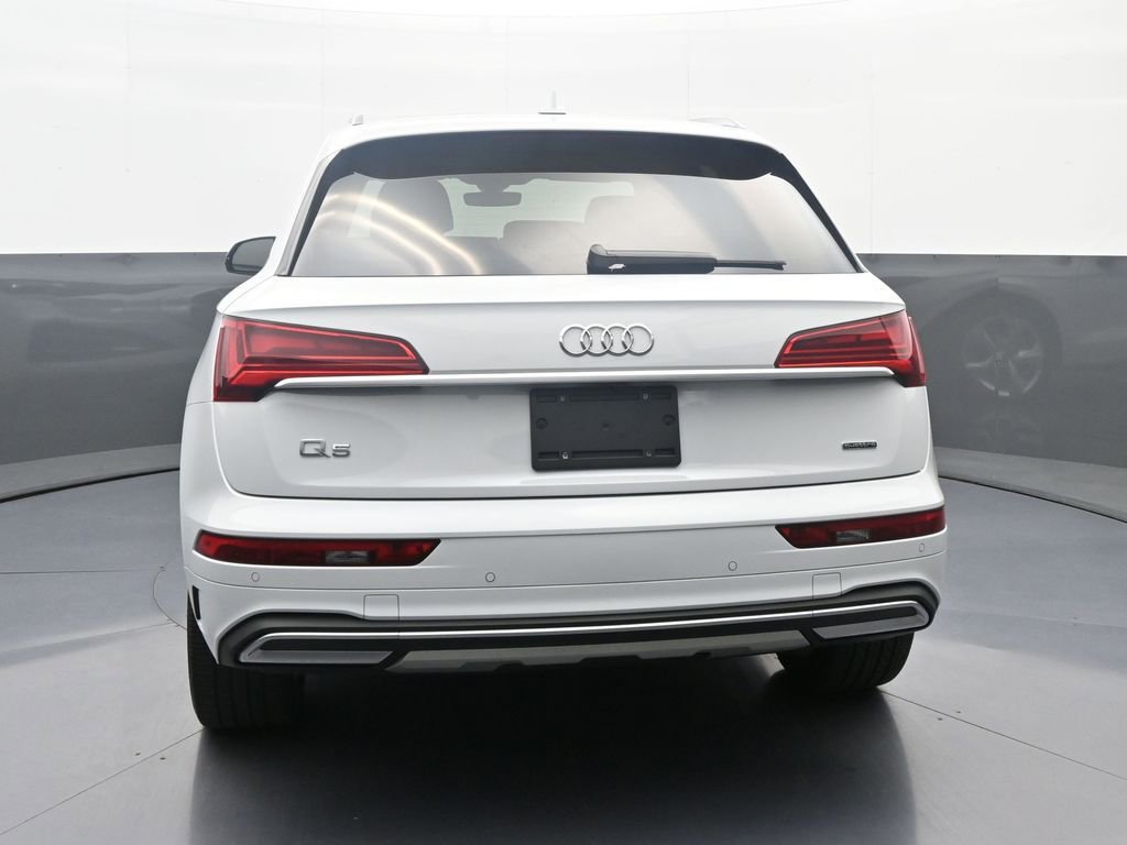 Used 2021 Audi Q5 2.0T Premium Plus w/ Premium Plus Package AWD/4WD image 6