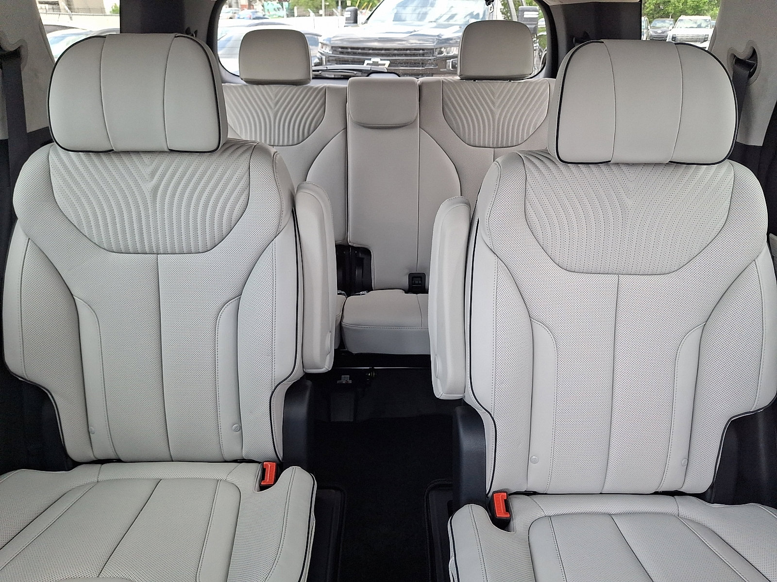 Used 2025 Hyundai Palisade Calligraphy AWD/4WD image 19