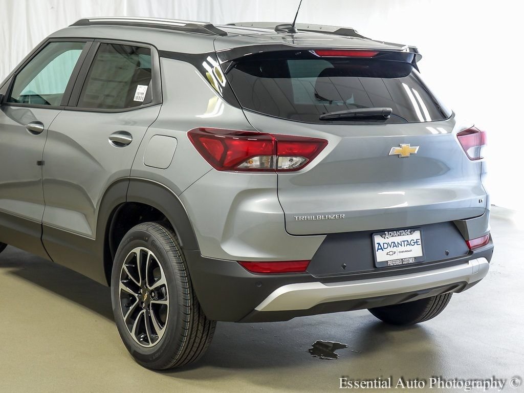 New 2026 Chevrolet TrailBlazer LT w/ LT Cold Weather Package FWD image 7