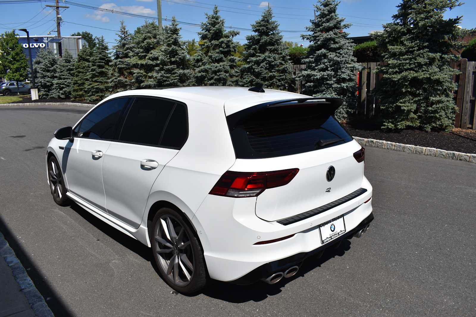 Used 2024 Volkswagen Golf R AWD/4WD image 7