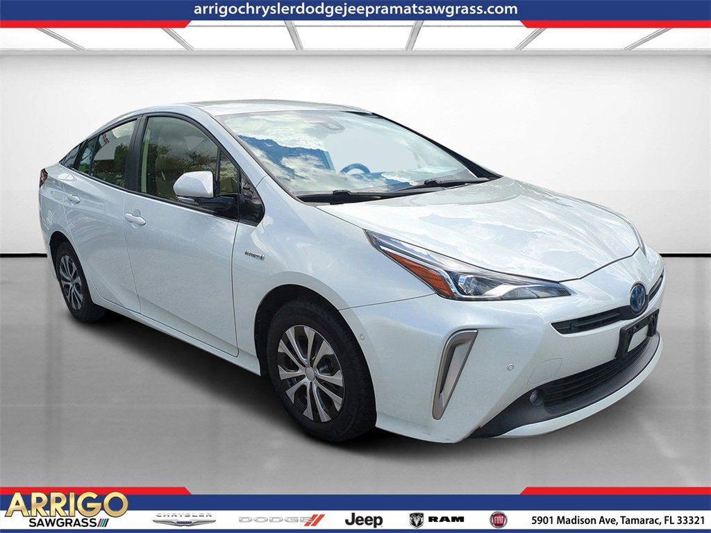 Used 2020 Toyota Prius XLE w/ Carpet Mat Package