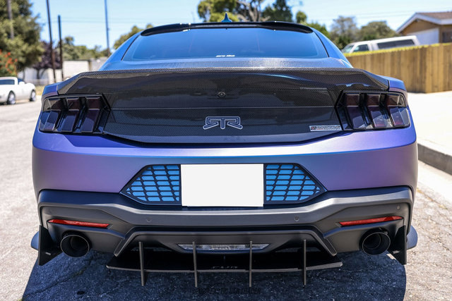 Used 2024 Ford Mustang GT Premium RWD image 7