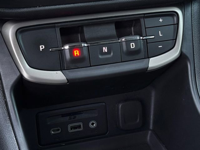 Used 2023 GMC Terrain Denali w/ Denali Premium Package image 33