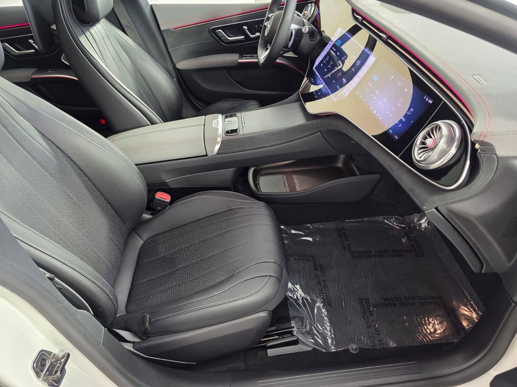 Used 2023 Mercedes-Benz EQS 580 4MATIC Sedan image 30