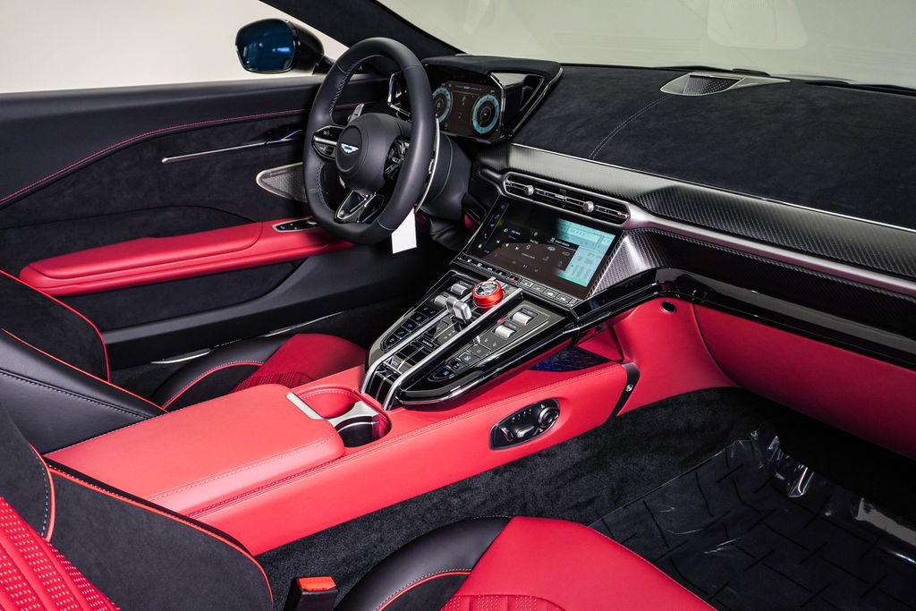 New 2026 Aston Martin V8 Vantage S RWD image 19