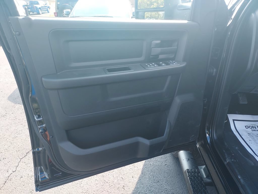 New 2027 RAM 2500 Tradesman AWD/4WD image 12