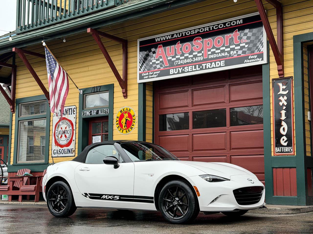 Used 2020 MAZDA MX-5 Miata Sport image 3