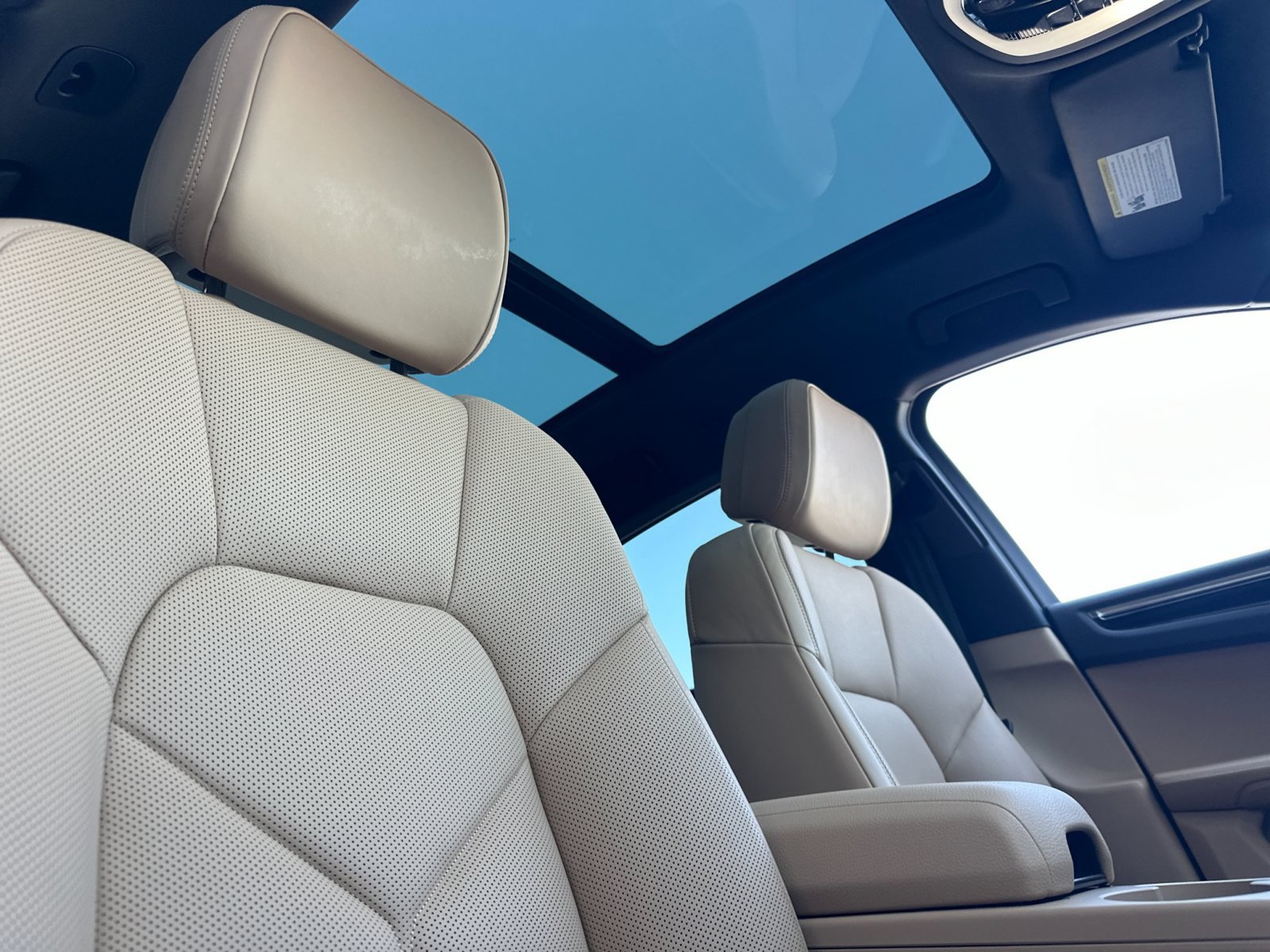Certified 2026 Porsche Macan AWD/4WD image 20