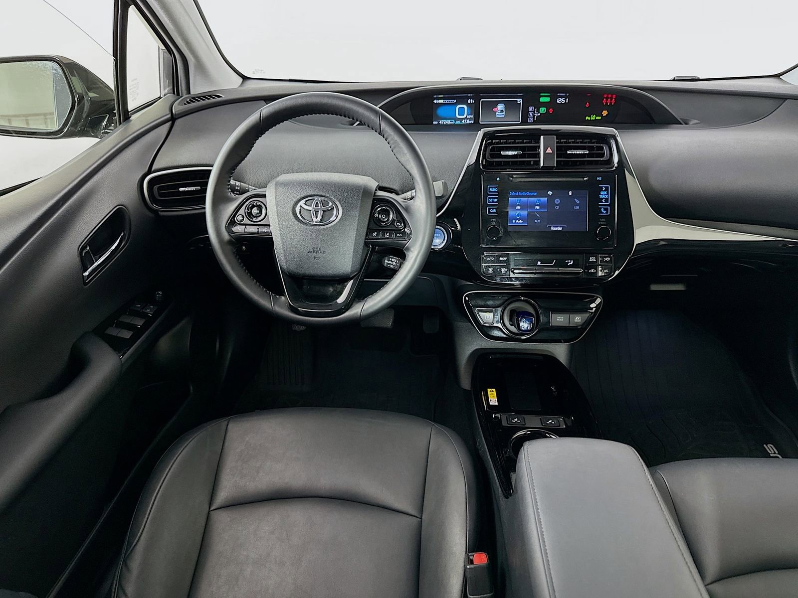 Used 2019 Toyota Prius XLE AWD/4WD image 21