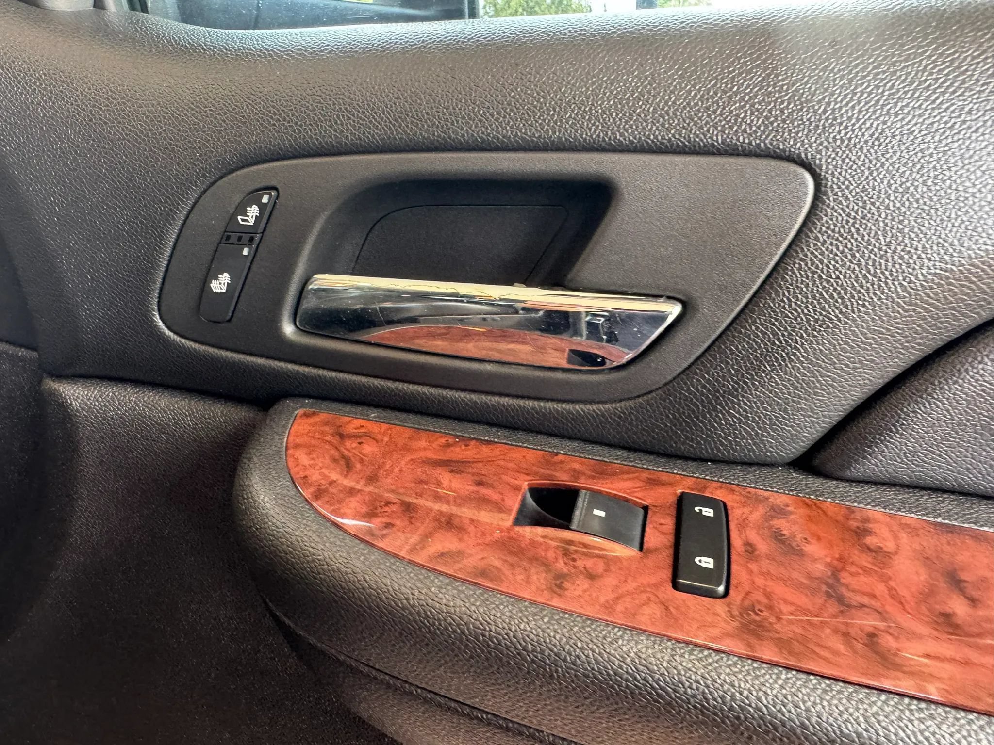 Used 2008 Chevrolet Silverado 3500 LTZ AWD/4WD image 27