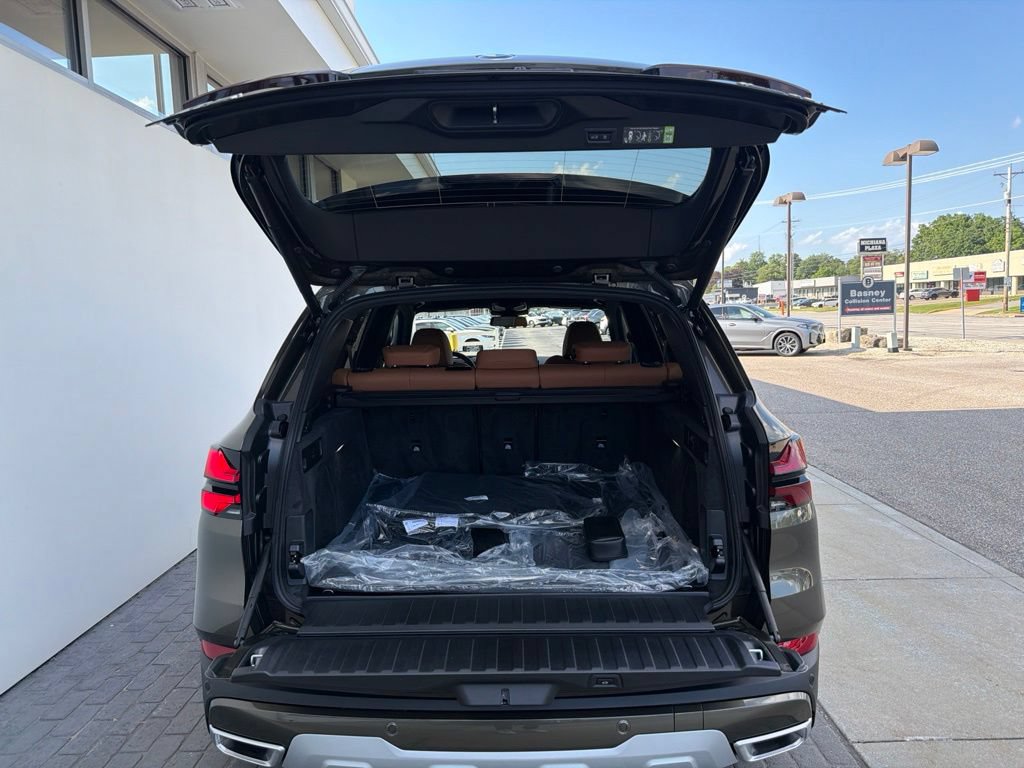 New 2026 BMW X5 xDrive40i w/ Premium Package AWD/4WD image 9