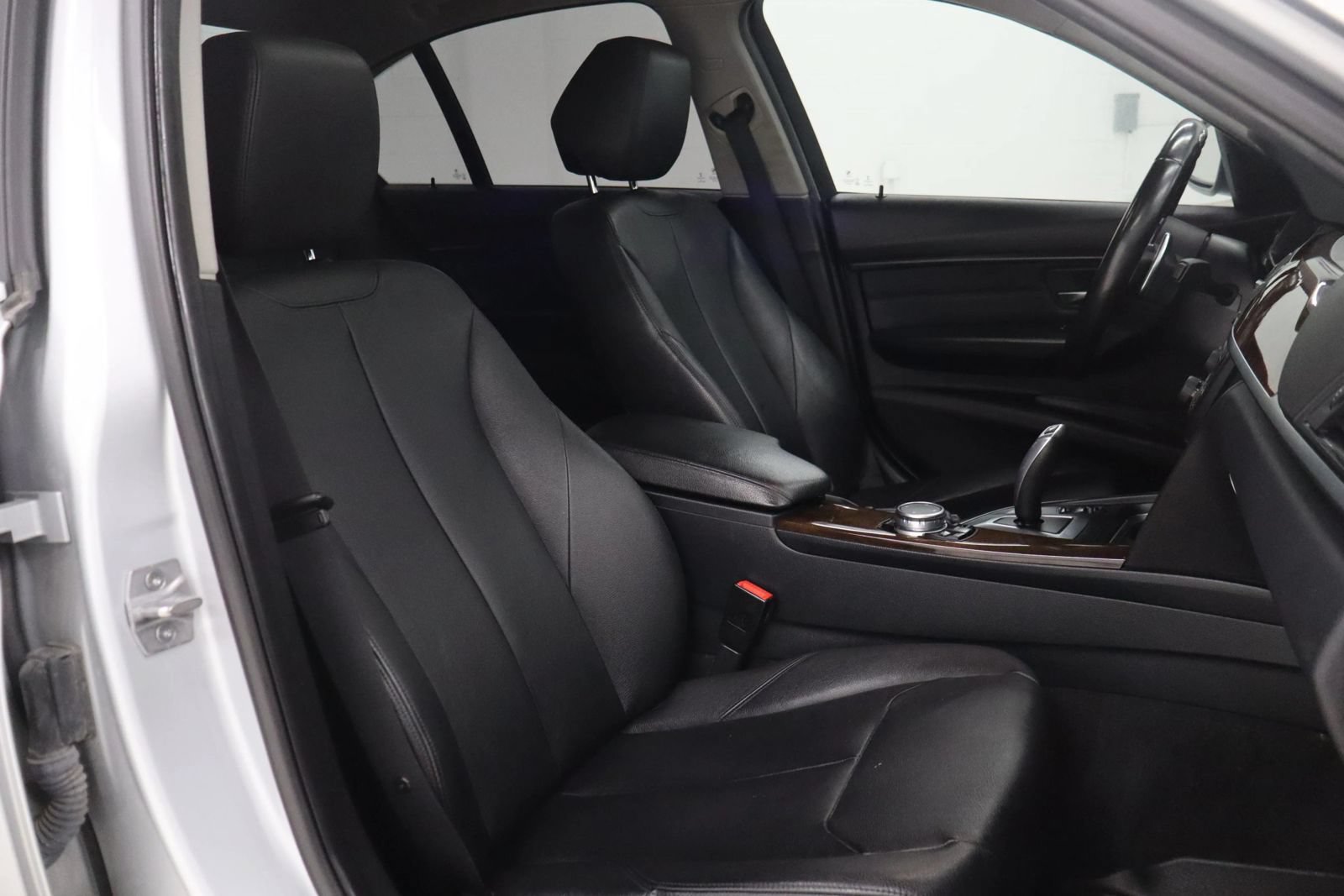 Used 2015 BMW 335i xDrive Sedan AWD/4WD image 22