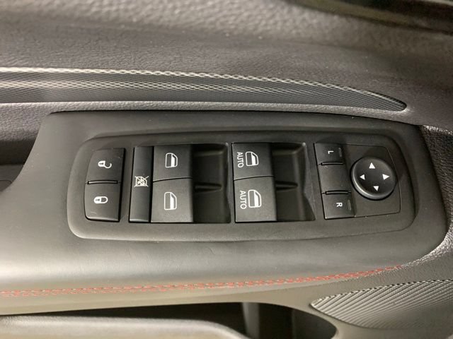 Used 2025 Dodge Durango R/T AWD/4WD image 32