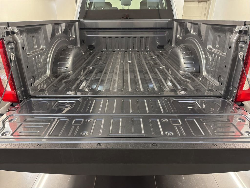 New 2026 Ford F250 XL w/ STX Appearance Package AWD/4WD image 32
