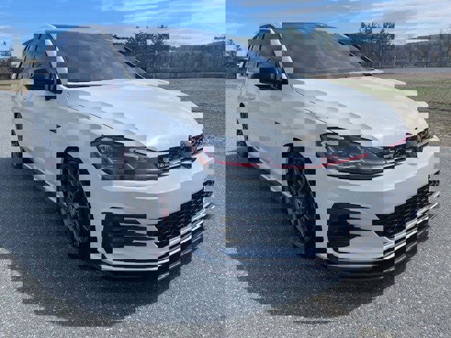 Used 2019 Volkswagen GTI SE w/ SE Experience Package FWD image 2