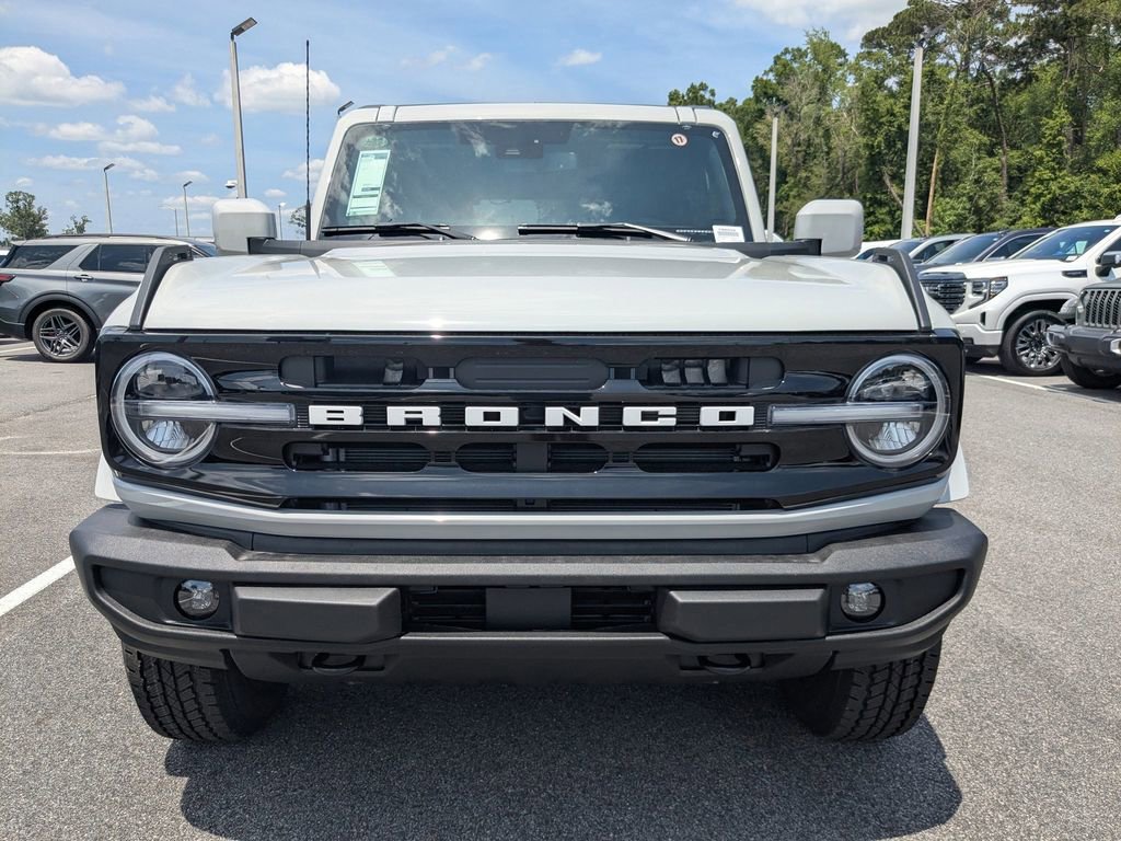 New 2026 Ford Bronco Outer Banks AWD/4WD image 9