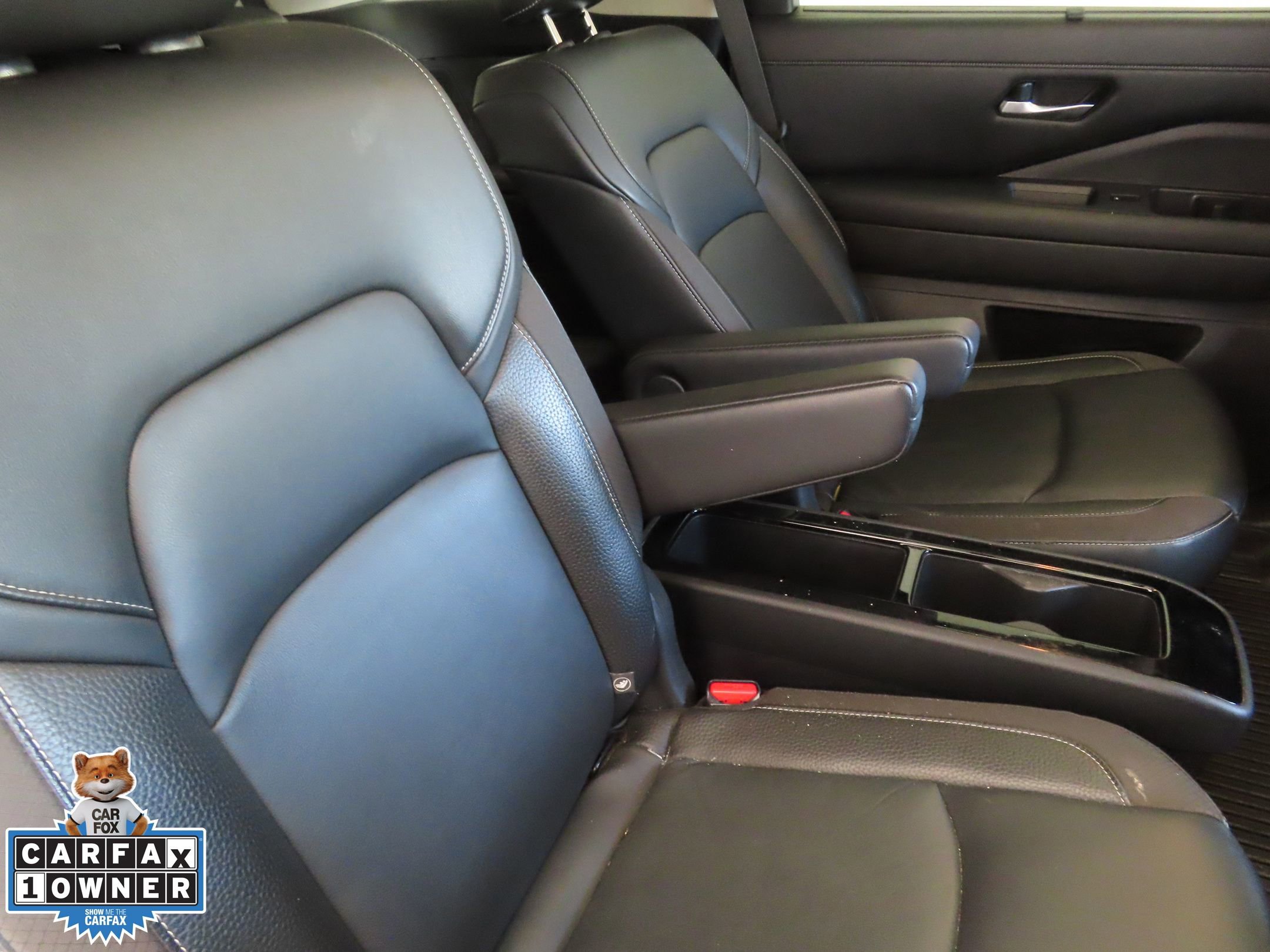 Used 2022 Nissan Pathfinder SL w/ SL Premium Package image 24