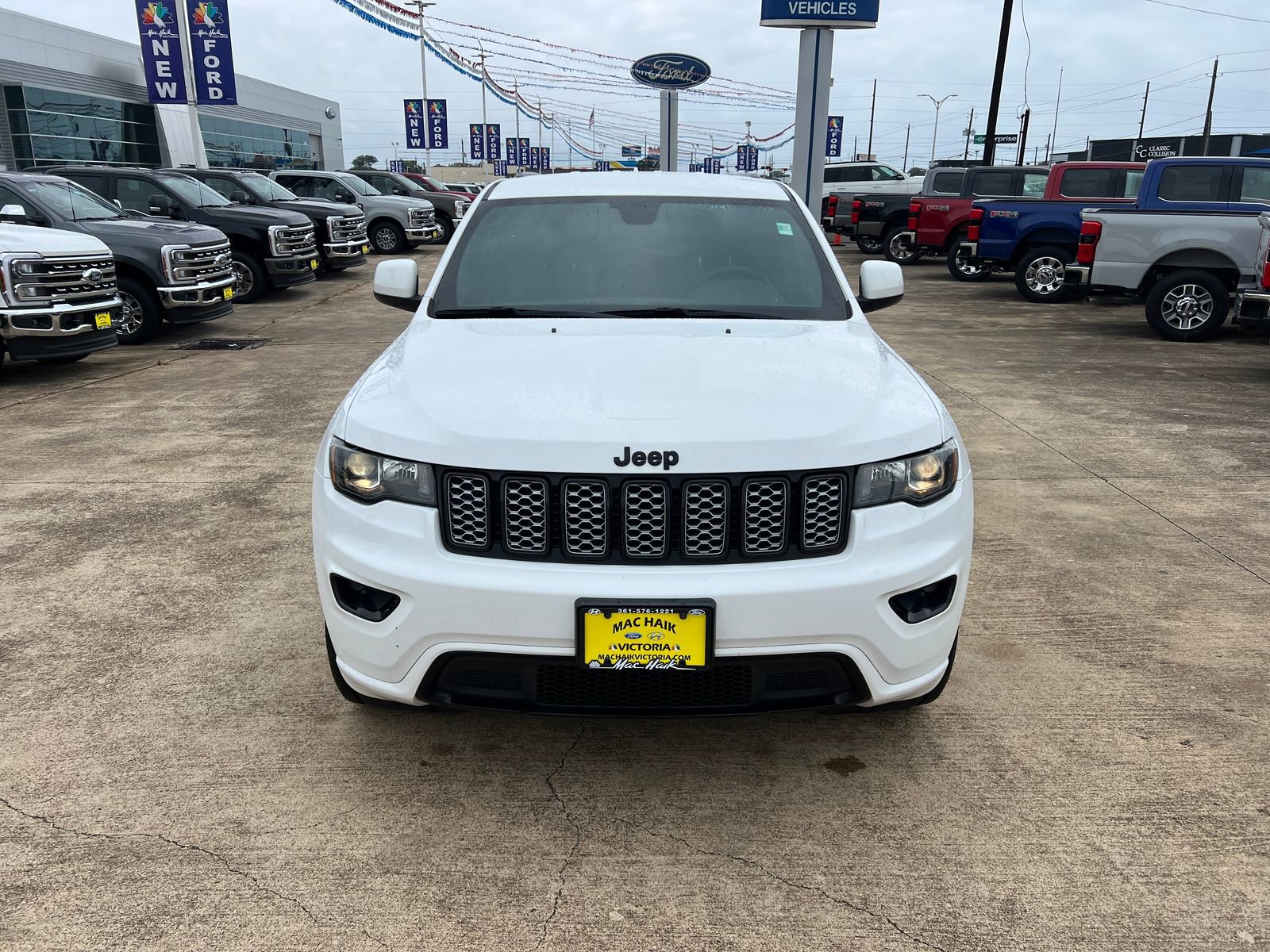 Used 2021 Jeep Grand Cherokee Laredo X RWD image 8