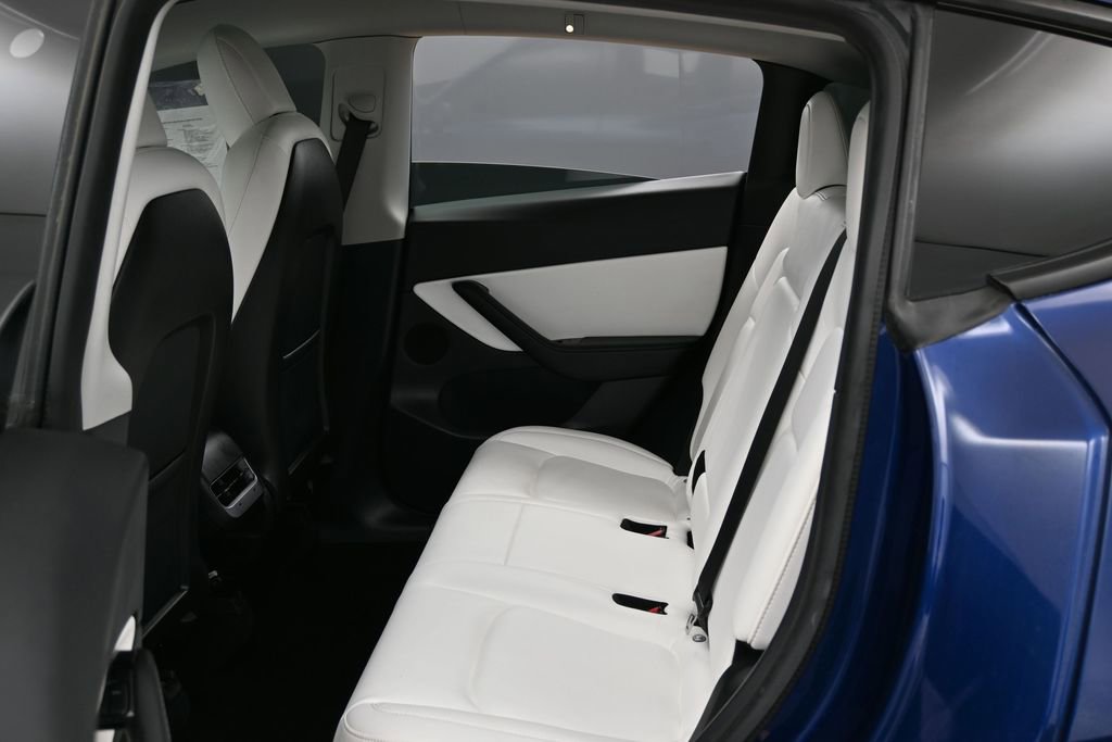 Used 2020 Tesla Model Y Performance image 38