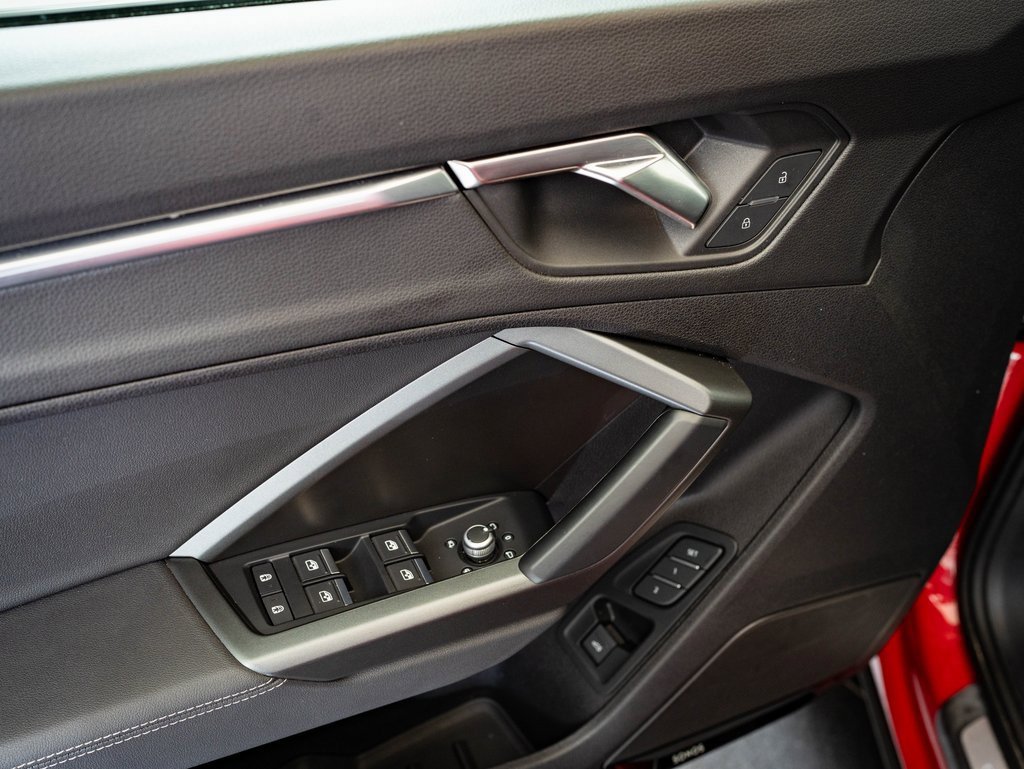 Used 2022 Audi Q3 2.0T Premium Plus image 23