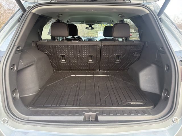 Certified 2024 Chevrolet Equinox LT w/ LPO, Floor Liner Package FWD image 15