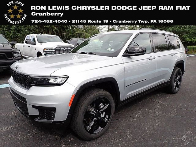New 2025 Jeep Grand Cherokee L Altitude AWD/4WD image 1
